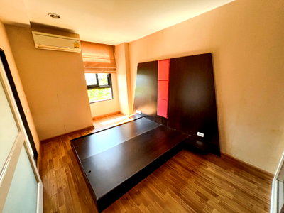 Condos for sale : P-139101 🔥 For Sale! Baan Navatara, 3rd Fl., Building E, City View, 33 sq.m., Fully Furnished Line ID: @easythaihome 085-592-2897