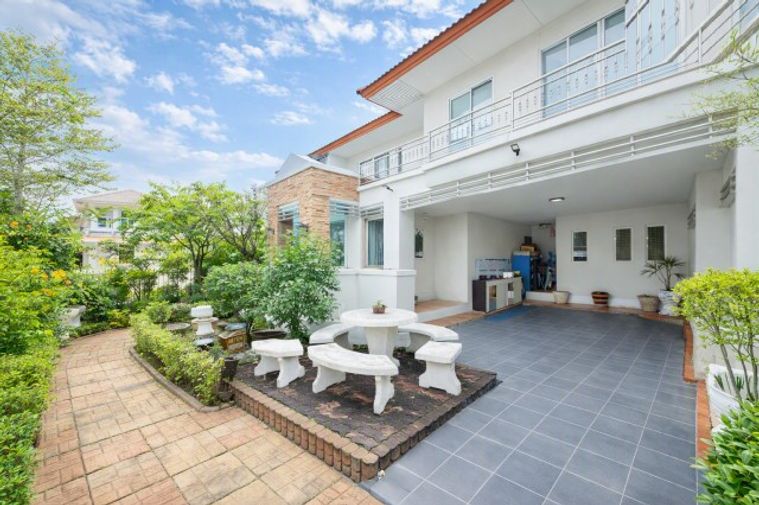 ให้เช่าบ้านเดี่ยว 5 ห้องนอน 820 ตร.ม. 205 ตร.ว. เขตบางบอน