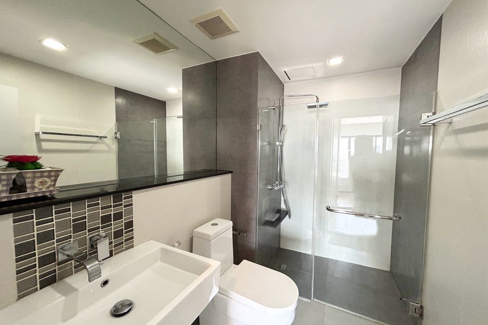 รูป เช่าด่วน !! Urbano Absolute Sathorn-Taksin, 1 ห้องนอน, 1 ห้องน้ำ, ชั้นสูง 39++, วิวแม่น้ำ, ห้องทิศใต้ !! Code C20221206365 แต่งครบ, พร้อมเข้าอยู่ 📣📣 - รูปที่ 8/8