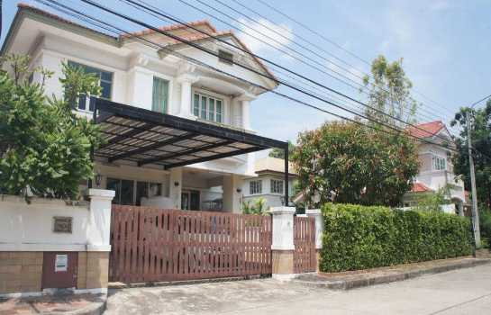 รูป ขายด่วน บ้านเดี่ยว หมู่บ้านนันทวัน ศรีนครินทร์ 102 ตรว 210 ตรม 4 นอน 4 น้ำ 2 ชั้น จอดรถได้ 2 คัน ใกล้จุดขึ้นลงถนนวงแหวนบางนา-พระราม2 - รูปที่ 2/12