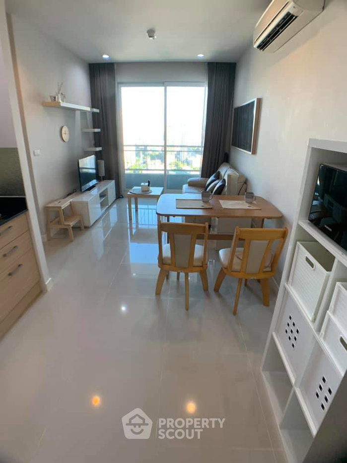 รูป ห้องนอน 1 ห้อง ชั้น 32 Circle Condominium ใกล้ MRT เพชรบุรี (ID 390892) - รูปที่ 2/7
