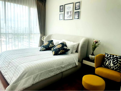 Condos for rent : S386 🔥For Rent📍 The Address Art Deco Chidlom. Ready to move in. Fully furnished with appliances.