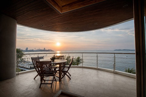 รูปภาพ Ananya Beachfront Naklua For Rent