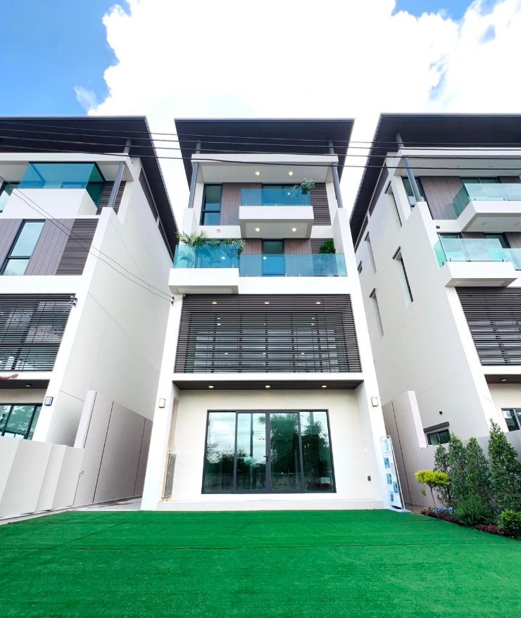 รูป ให้เช่าบ้านใหม่ อนินทาวน์ บางกระดี่ | บ้านใหญ่ 400 ตร.ม. เหมาะอยู่อาศัย / Home Office - รูปที่ 1/10