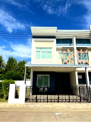 เช่าทาวน์โฮม ม.รังสิต : ‼️ให้เช่าบ้าน‼️ รสา ลักซ์วิลล์ พหลโยธิน73 ~~ใกล้รถไฟฟ้าสายสีเขียวสถานีเเยกคปอ🚝  ใกล้สนามบินดอนเมือง~~✈️