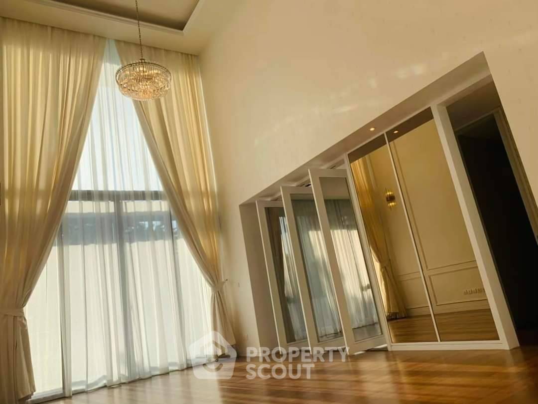 รูป คอนโด 3 ห้องนอน 224 ตร.ม. The Sukhothai Residences ใกล้ MRT ลุมพินี (ID 1527479) - รูปที่ 2/20