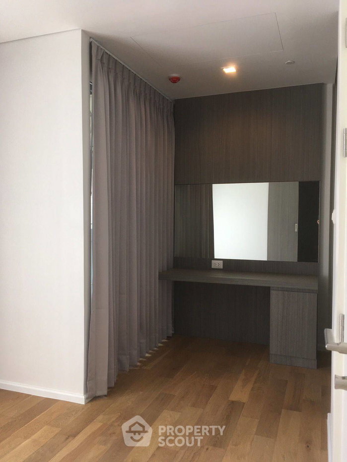 picture 100m To MRT Phahon Yothin | 3-BR The Saint Residences (ID 3245100) - 8/20