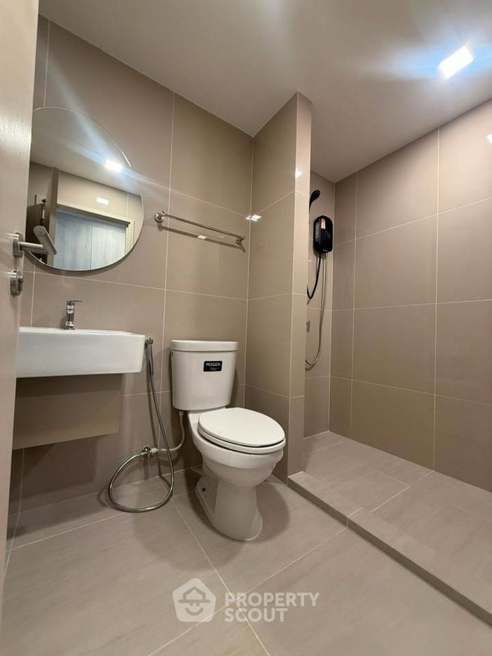 picture 1-BR Condo At COBE Ratchada-Rama 9 Near MRT Huai Khwang (ID 3247249) - 9/15