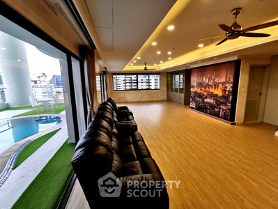 Condos for sale : 370 Sqm 3-BR At Le Raffine Sukhumvit 24 Near BTS Phrom Phong (ID 3246963)