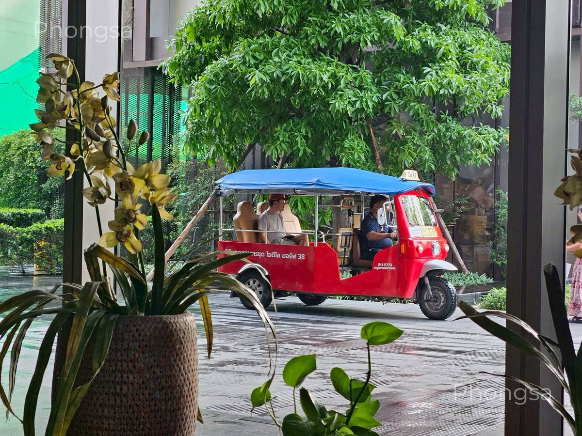 picture 🐶 Pet-Friendly | 22F | 1 Bedroom | 53.53 sqm | 2.80m High Ceiling | THB 10.5M - 21/23