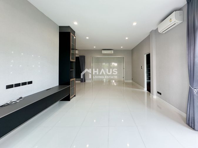 ขายบ้านเดี่ยว 4 ห้องนอน 356 ตร.ม. 108 ตร.ว. บางกอก บูเลอวาร์ด ซิกเนเจอร์ สาทร - ราชพฤกษ์