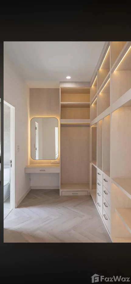 รูป บ้านเดี่ยวให้เช่า 4 ห้องนอน ใน พระโขนง, กรุงเทพมหานคร 6732605 - รูปที่ 24/27