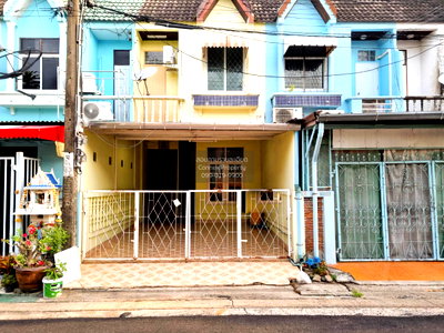 ทาวน์โฮม ตะวันนา : ขายทาวน์เฮ้าส์/ทาวน์โฮม  บ้าน อยู่เจริญ ลาดพร้าว 101 MRT-ลาดพร้าว 101 (สายสีเหลือง) หัวหมาก เขต บางกะปิ กรุงเทพ CX-172397 ✅ ทักไลน์ @connexproperty ตอบทันที ทีมงานมืออาชีพ ✅