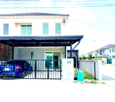 Townhouses for rent Pathumthani : 			Maruay Market Hathairat54 3Bed 2Bath Corner Townhome Wongwaen Lamlukka Klong 5 Traiphat School 60 m          