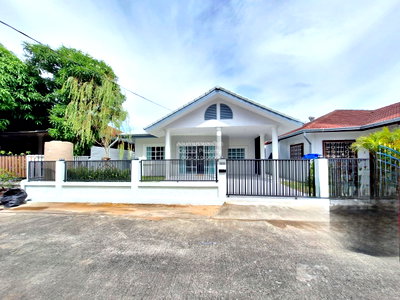 Houses for sale Summit Electronic Components  : For Sale House , Eakmongkol 1 , Nong Prue , Bang Lamung , Chon Buri , CX-171920 ✅ Live chat with us ADD LINE @connexproperty ✅