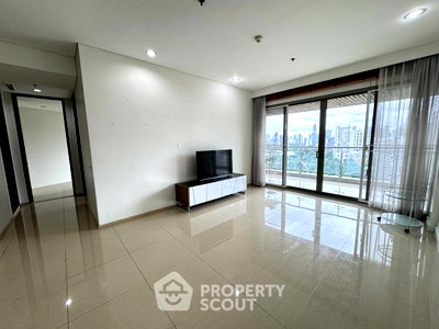 Condos for rent : Pet-Friendly 3-BR 173 Sqm At The Lakes Bangkok Near BTS Asoke (ID 3245153)