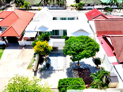 Houses for sale Summit Electronic Components  : For Sale House , Siam Executive Estate Pattaya  , Nong Prue , Bang Lamung , Chon Buri , CX-172109 ✅ Live chat with us ADD LINE @connexproperty ✅
