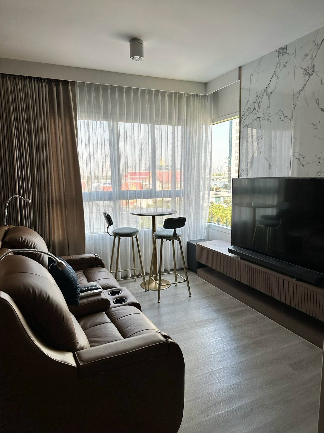 ขายคอนโด Ideo Charan 70 Riverview ชั้น  7  ห้องมุม พร้อมเข้าอยู่ ทำเลดี ใกล้ MRT บางพลัด