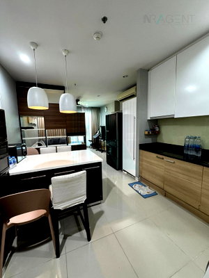 Condos for rent : For Rent Condo CIRCLE CONDOMINIUM Building B, Floor 33,2 bed room, Room size 72 sqm