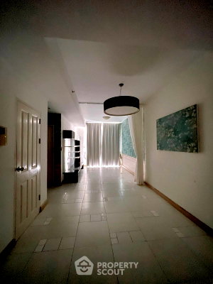 Condos for sale : 28th-Floor 1-BR At Supalai River Place Charoen Nakorn Near BTS Krung Thon Buri (ID 3243330)