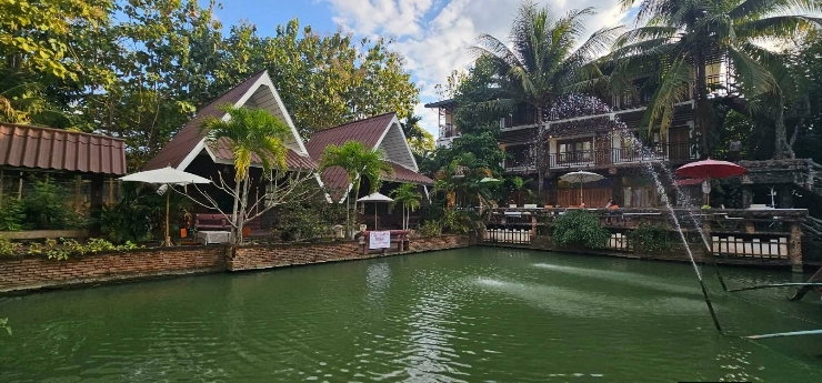 ให้เช่ารีสอร์ทร่มรื่น ใกล้กาดฝรั่งหางดง บนเนื้อที่กว่า 2 ไร่ พร้อมดำเนินกิจการต่อได้ทันที! ที่พักสไตล์ธรรมชาติ