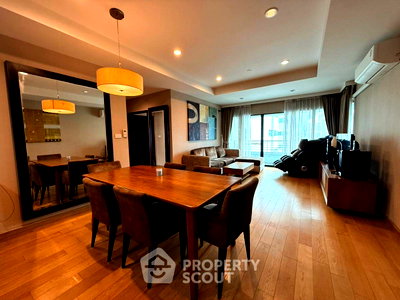 Condos for rent : Great Value 2-BR 25th-Floor Sathorn Gardens Near MRT Silom (ID 944567)