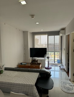 รูปภาพ Condo for Rent at Airlink Residence (Rom Klao) – 2 Bedrooms, 1 Bathroom, 40 sq.m. (Corner Unit) – Only 9,900 THB/month!