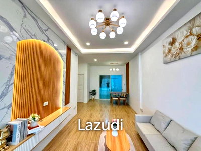 ทาวน์โฮม หนองปรือ ชลบุรี : ขายทาวน์เฮาส์ ปรับปรุงใหม่สวยงาม ทำเลดีเยี่ยมในเขาตาโล