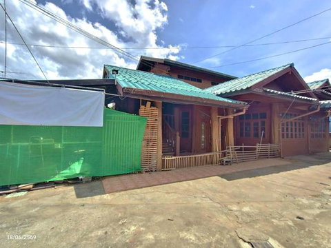 HOME 114.5 Sq.w. Sung Men Phrae for 1.6M