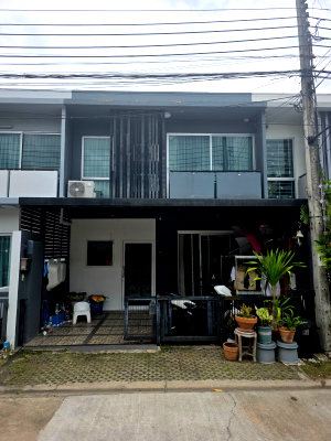 ทาวน์โฮม เกษตร : ขายด่วน…ขายบ้านทาวน์โฮม 2 ชั้น    “นาคนิวาส-ลาดพร้าว”   หมู่บ้านเดอะแพลนท์ ซิตี้ ลาดพร้าว71(นาคนิวาส 48)    ราคาเพียง 3.55 ล้านบาท (( เจ้าของขายเอง )) 