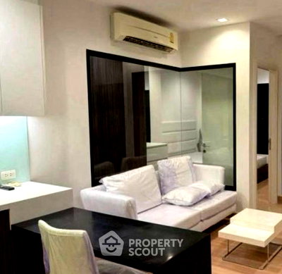 Condos for sale : 1-BR Condo At Urbano Absolute Near BTS Krung Thon Buri (ID 3244101)