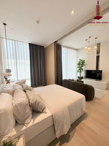 1-bed condo for sale, 50 sqm, Ashton Silom