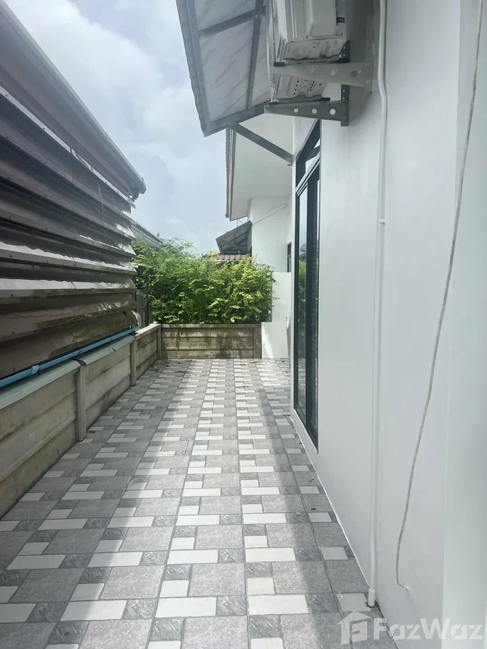 รูป บ้านเดี่ยวให้เช่า 3 ห้องนอน ในโครงการ ศรีสุชาติแกรนด์วิลล์ 5 6727947 - รูปที่ 10/12