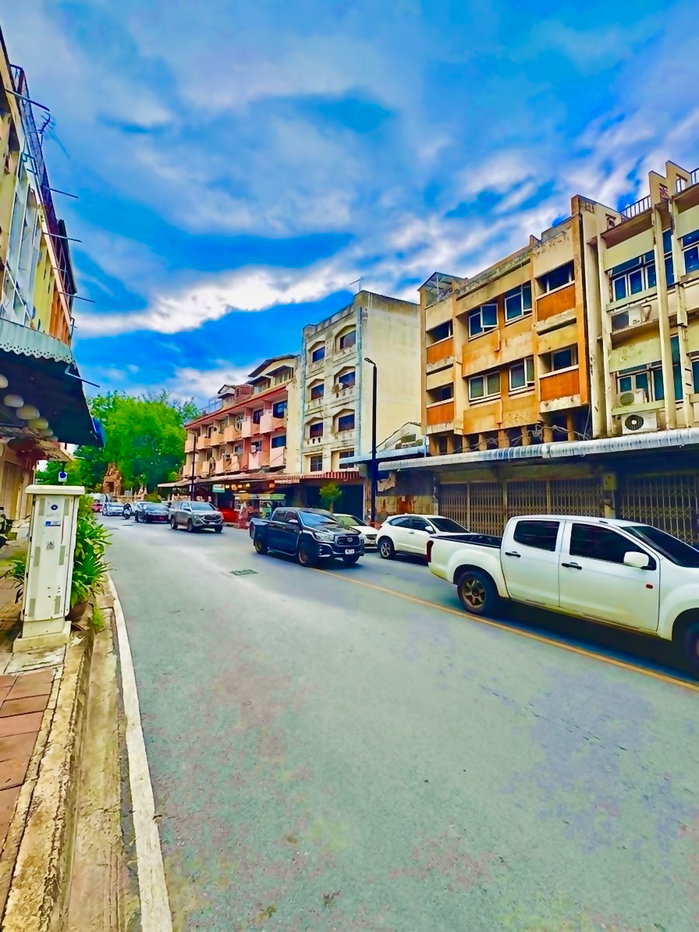 รูป 🏢🔥 ขายตึกแถว 3 ชั้นครึ่ง ใจกลางเมืองโคราช 🔥🏢 📍เมืองนครราชสีมา 💰 ราคา 11,900,000 บาท ปรับลดเป็น 10,500,000 บาท ⭐ ทำเลใจกลางเมือง | เหมาะทำธุรกิจ - รูปที่ 44/47