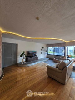 คอนโด 2 ห้องนอน 245 ตร.ม. ขายที่ Sithakarn Condominium ใกล้ BTS เพลินจิต (ID 2384692)