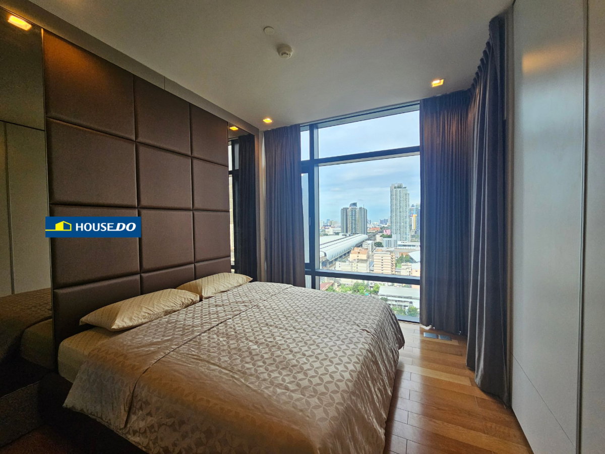 picture For Sale: Circle Living Prototype Condominium Near MRT Phetchaburi - 8/19