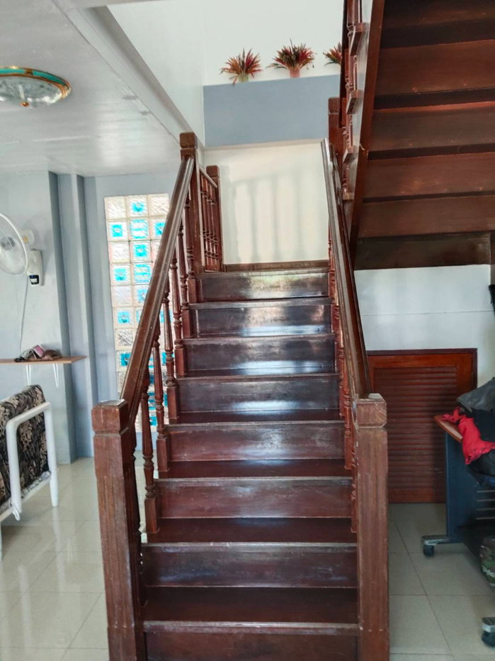 รูป ขายบ้านสวย 90 ตรว. หมู่บ้านเมืองเอก บางปู ทำเลดีติดถนนสุขุมวิท ใกล้สถานตากอากาศบางปู เพียงหิ้วกระเป๋าเข้าอยู่ได้เลย - รูปที่ 3/9
