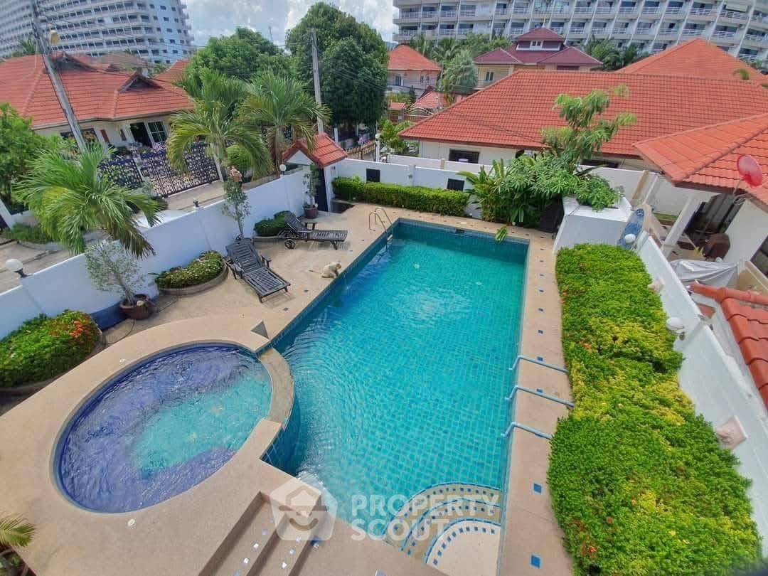 รูป บ้าน 4 ห้องนอน ขนาด 320 ตร.ม. Royal Park Village Pattaya พัทยาใต้ (ID 3247563) - รูปที่ 16/19