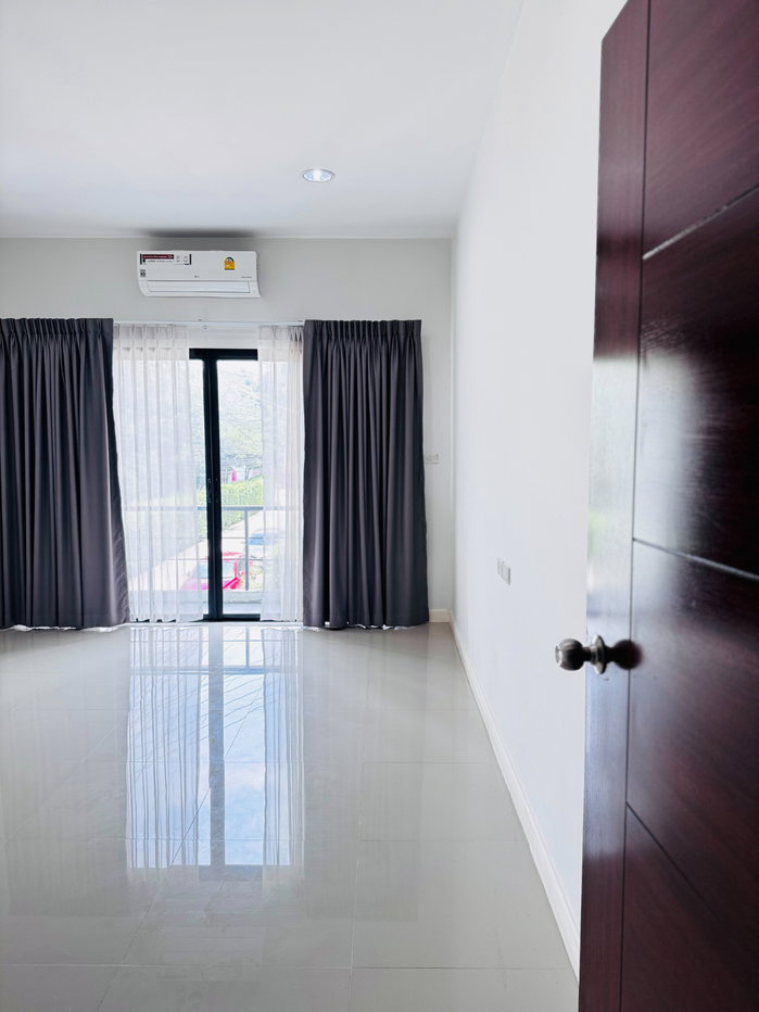 รูป 🏡 ปรับราคาพิเศษ! ทาวน์โฮม 2 ชั้น ทำเลสืบศิริ นครราชสีมา จาก 2,450,000 บาท → เหลือเพียง 2,350,000 บาท 🔥 - รูปที่ 4/29
