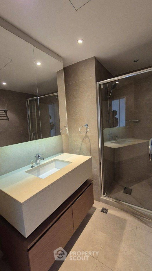 picture Spacious 4-BR 360 Sqm At La Cascade Condominium Near BTS Ekkamai (ID 2030854) - 18/35