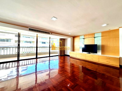 Apartment building for rent Srinakharinwirot University Prasanmit Campus : Very Spacious 4 Bedroom Apartment For Rent in Phrom Phong - BR20908AP