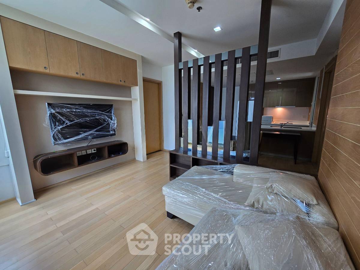 รูป ใกล้ BTS ทองหล่อ 200 ม. | คอนโด 2 ห้องนอน Siri At Sukhumvit (ID 3248629) - รูปที่ 2/13