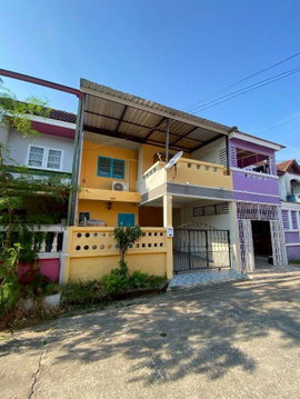 ขาย ทาวน์โฮม บ้านทาวน์เฮ้าส์ 100 ตรม ใกล้ทะเล 200 เมตร เขาตะเกียบ 20 ตรว