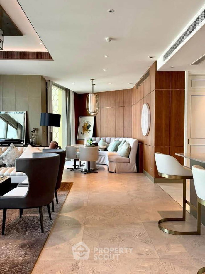 รูป ชั้น 34 ห้อง 3 ห้องนอน 228 ตร.ม. The Residences At Mandarin Oriental BTS Saphan Taksin (ID 3251014) - รูปที่ 1/15