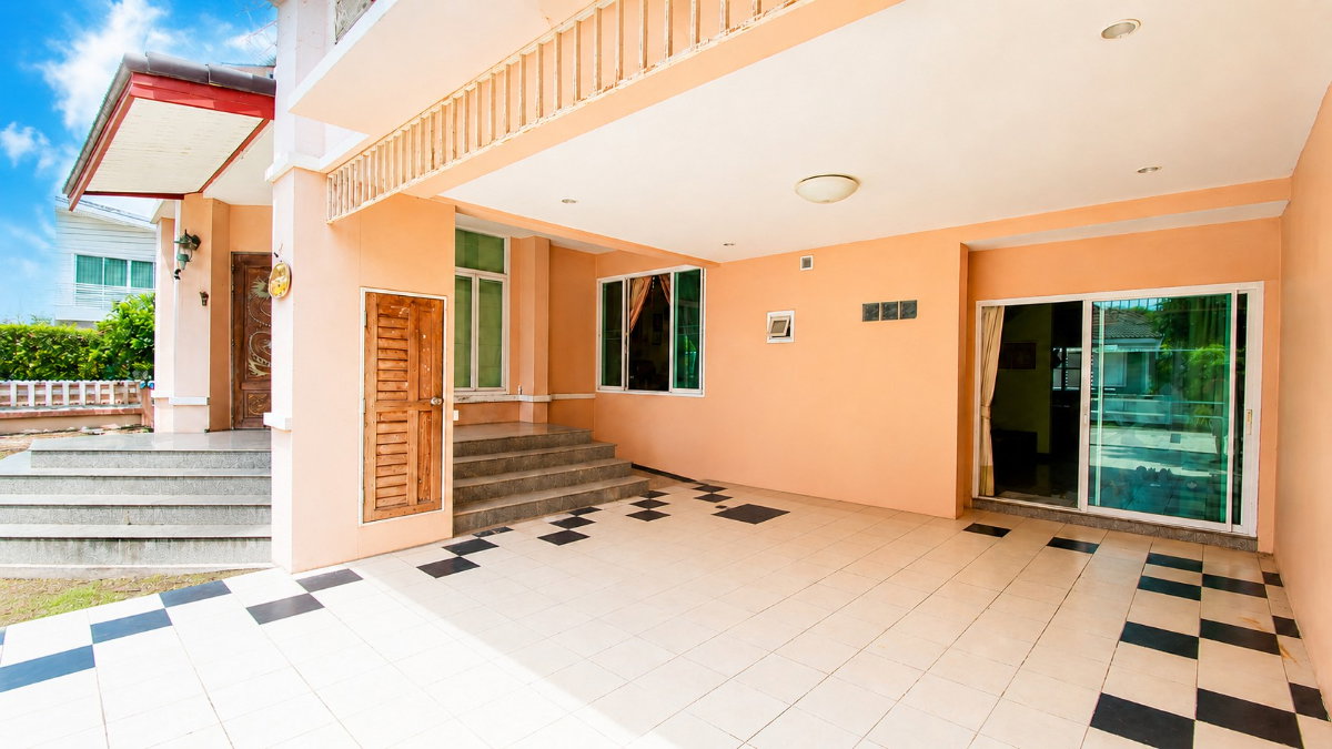 รูป ลดราคา!บ้านเดี่ยว 2 ชั้นหลังมุม 112 ตร.วา 5 ห้องนอน หมู่บ้านบ้านสวนสุขสิริ เนินพระ ใกล้ รพ.กรุงเทพระยอง - รูปที่ 4/40