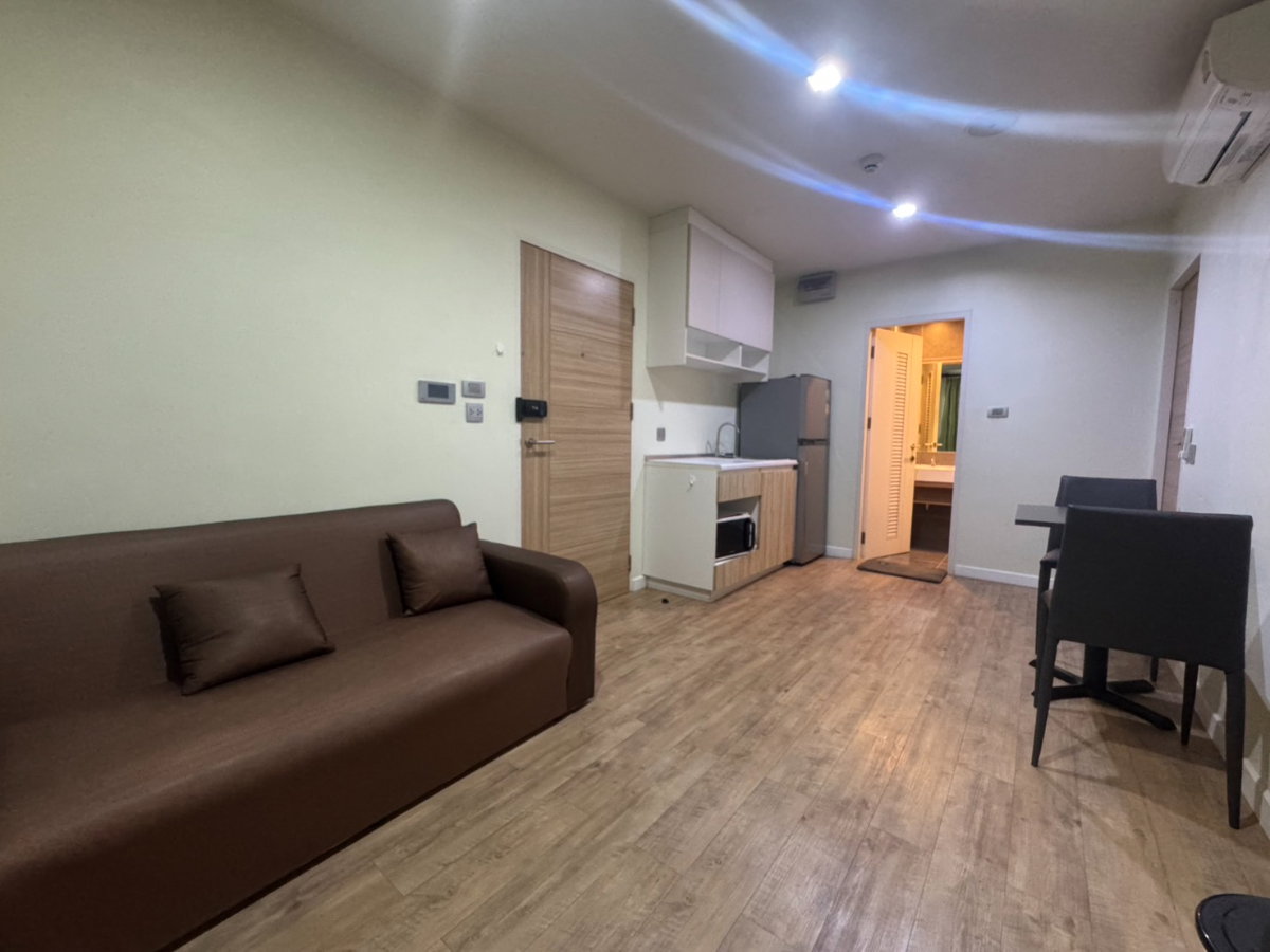 รูป ให้เช่าเอชทู สโตน คอนโด รามอินทรา 21  H2 Stone Condo Ramindra21 เฟอร์ไฟฟ้าครบ  แอร์ 3 เครื่อง 2 ห้องนอน 1 ห้องน้ำ มีเครื่องซักผ้า วิวสระ  - รูปที่ 9/16