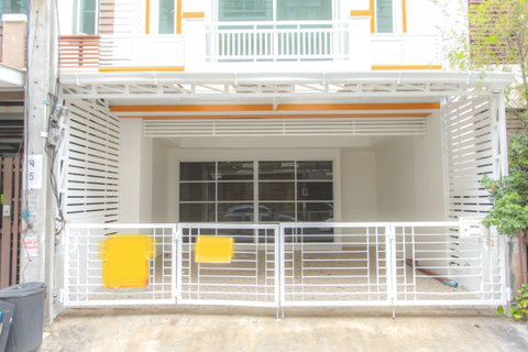 🏠 ขายทาวน์โฮม 3 ชั้น พรีเมี่ยมเพลส เกษตร-นวมินทร์ 2 มัยลาภ (Premium Place Kaset-Nawamin 2 Maiyalap) 