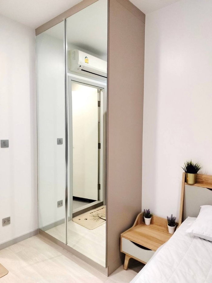 รูป Knightsbridge Prime Sathorn【𝐑𝐄𝐍𝐓】🔥ห้องโทนเรียบหรู จัดเฟอร์นิเจอร์อย่างลงตัว ให้ภาพรวมดูแพงและทันสมัย🔥 ติดต่อไลน์ไอดี: @hacondo - รูปที่ 2/6