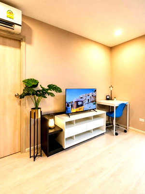 Condos for rent 700 Year Sports Arena Chiang Mai : 🍃 Condo for RENT! - Corner Unit - at Palm Springs Royal Condominium in Nimman