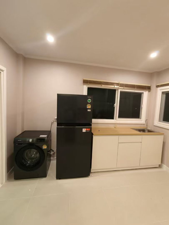 รูป ให้เช่าบ้านเดี่ยวหลังริม 4 ห้องนอน ทำเลบ่อวิน พื้นที่เยอะ ใกล้ตลาดและนิคมอุตสาหกรรม - รูปที่ 6/14